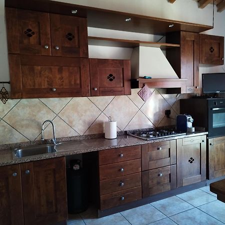 B&B I Ghiri Canzo Kültér fotó